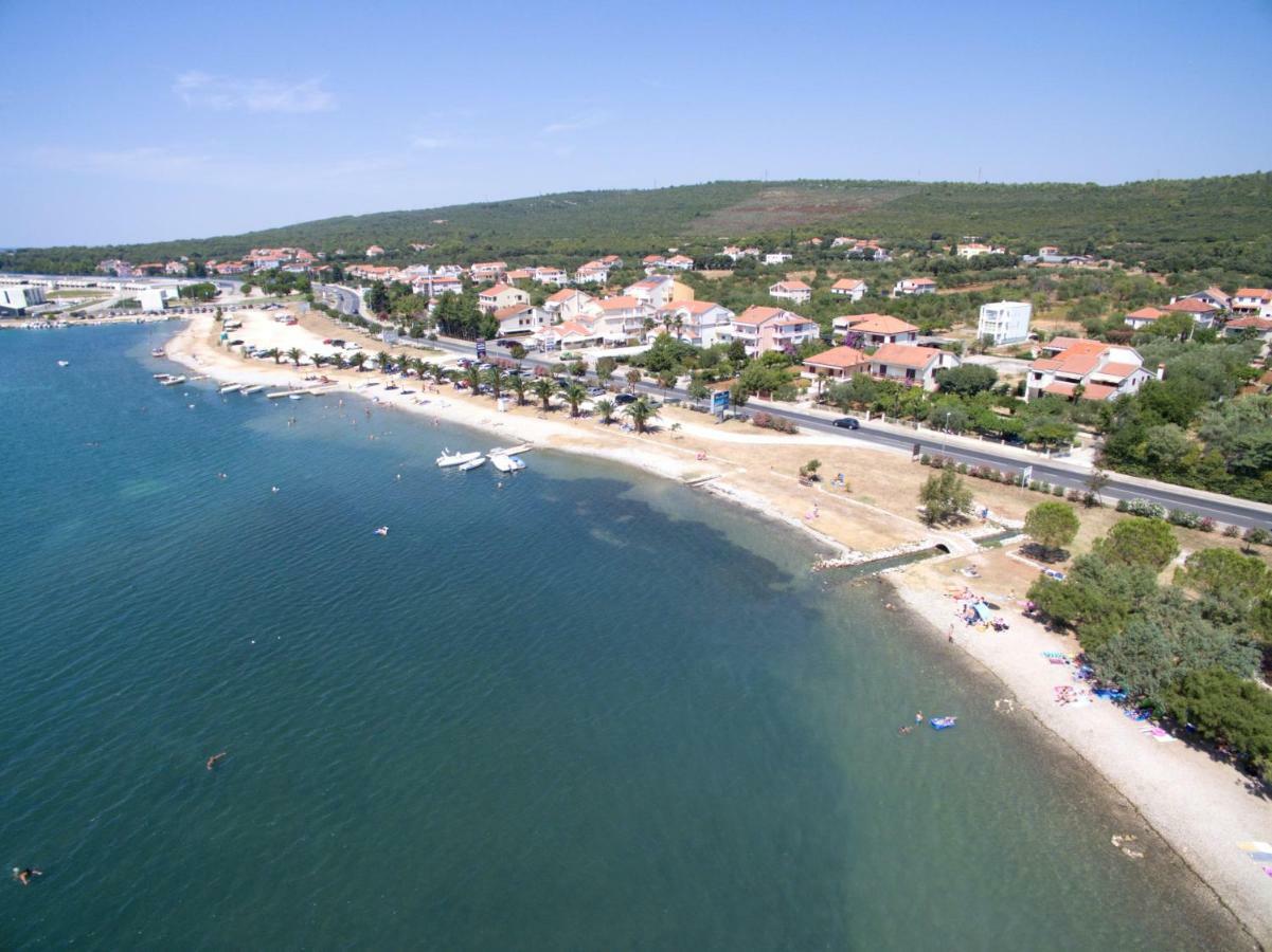 Apartmani Labud Sukošan Exterior foto
